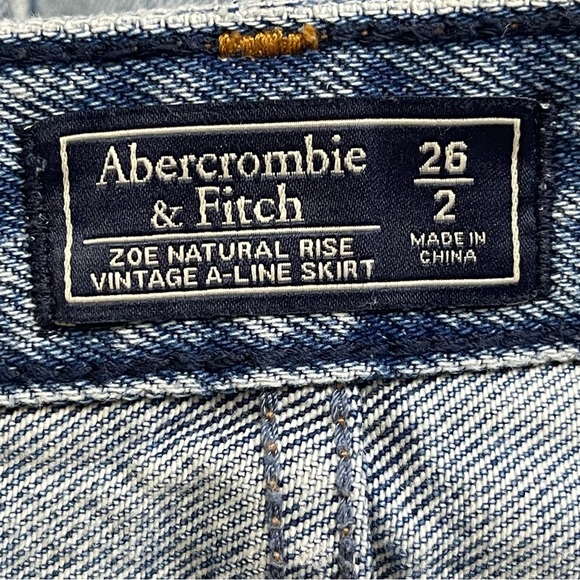 Abercrombie and Fitch Zoe Natural Rise Vintage Distressed Mini Jean Skirt - Picture 9 of 10
